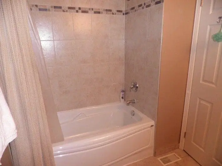 Bathroom Renovation Ottawa - Compeau Drive