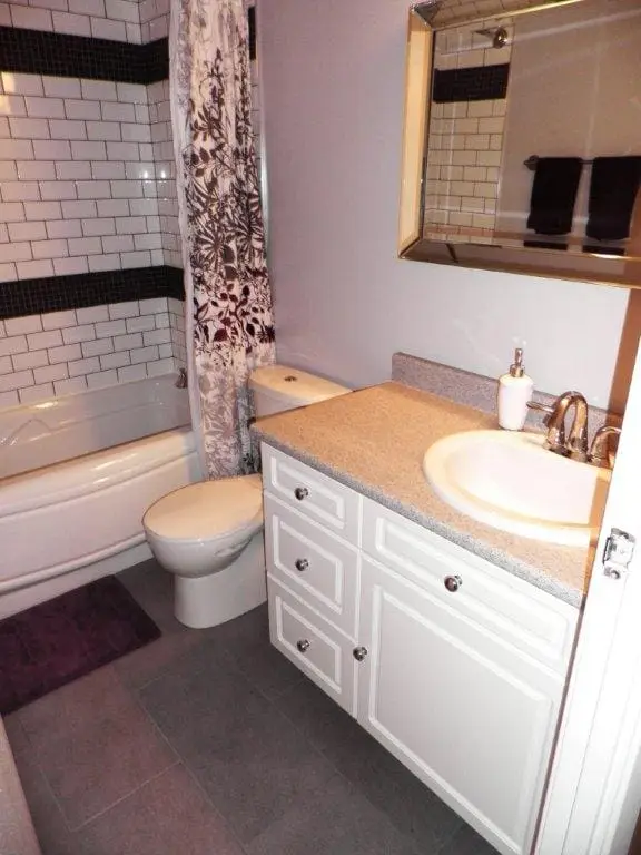 Bathroom Renovation Ottawa - Pimlico Crescent