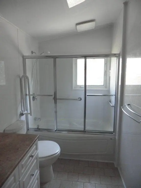 Mobility Bathroom Renovation Ottawa - Featherston Drive