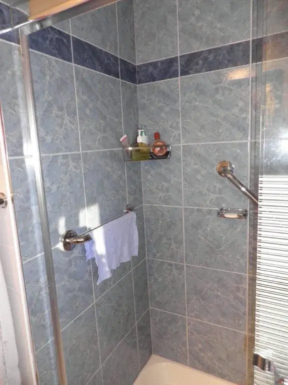 Bathroom Renovation Ottawa - Greenborough Street