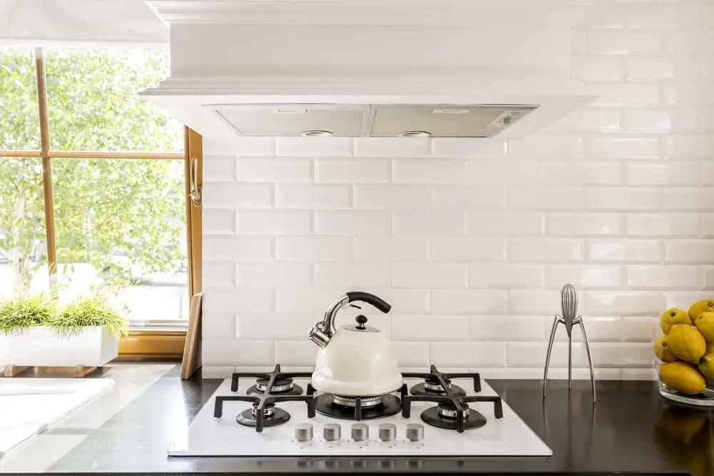Benefits of Installing a Kitchen Backsplash