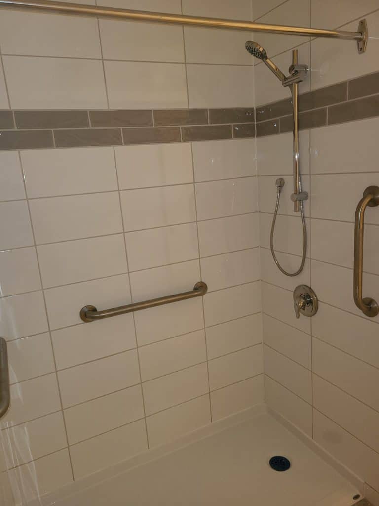 Bathroom Renovation Ottawa - Dobbin Lane, second unit