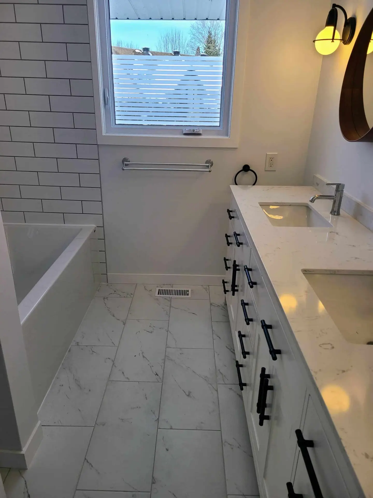 Bathroom Renovation Ottawa - Pellan Cres