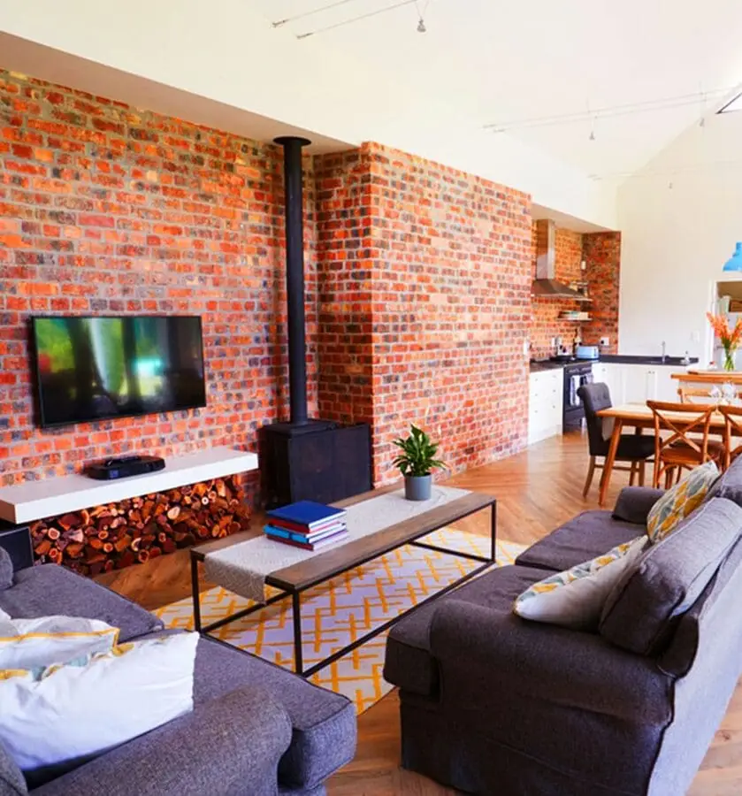 Thoughts on the Exposed Brick Style