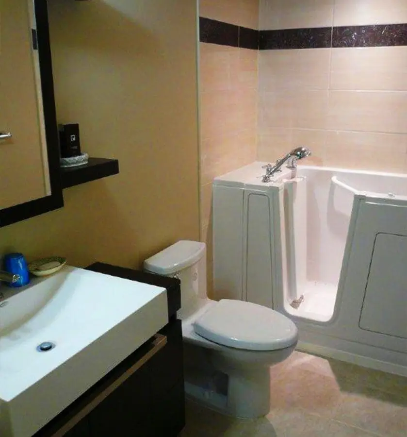 Bathroom Renovation Ottawa – St. Laurent Blvd