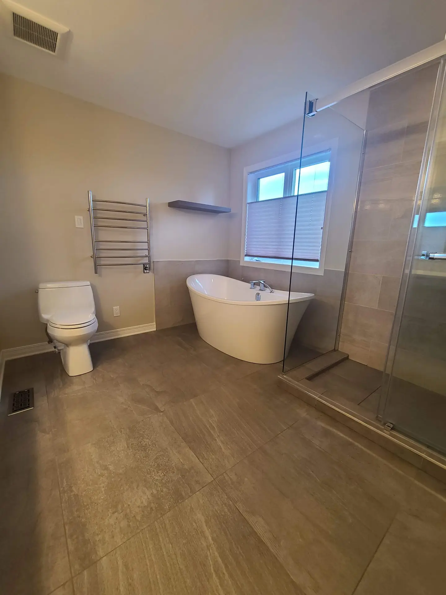 Ensuite Bathroom Renovation Ottawa - Mulder Ave