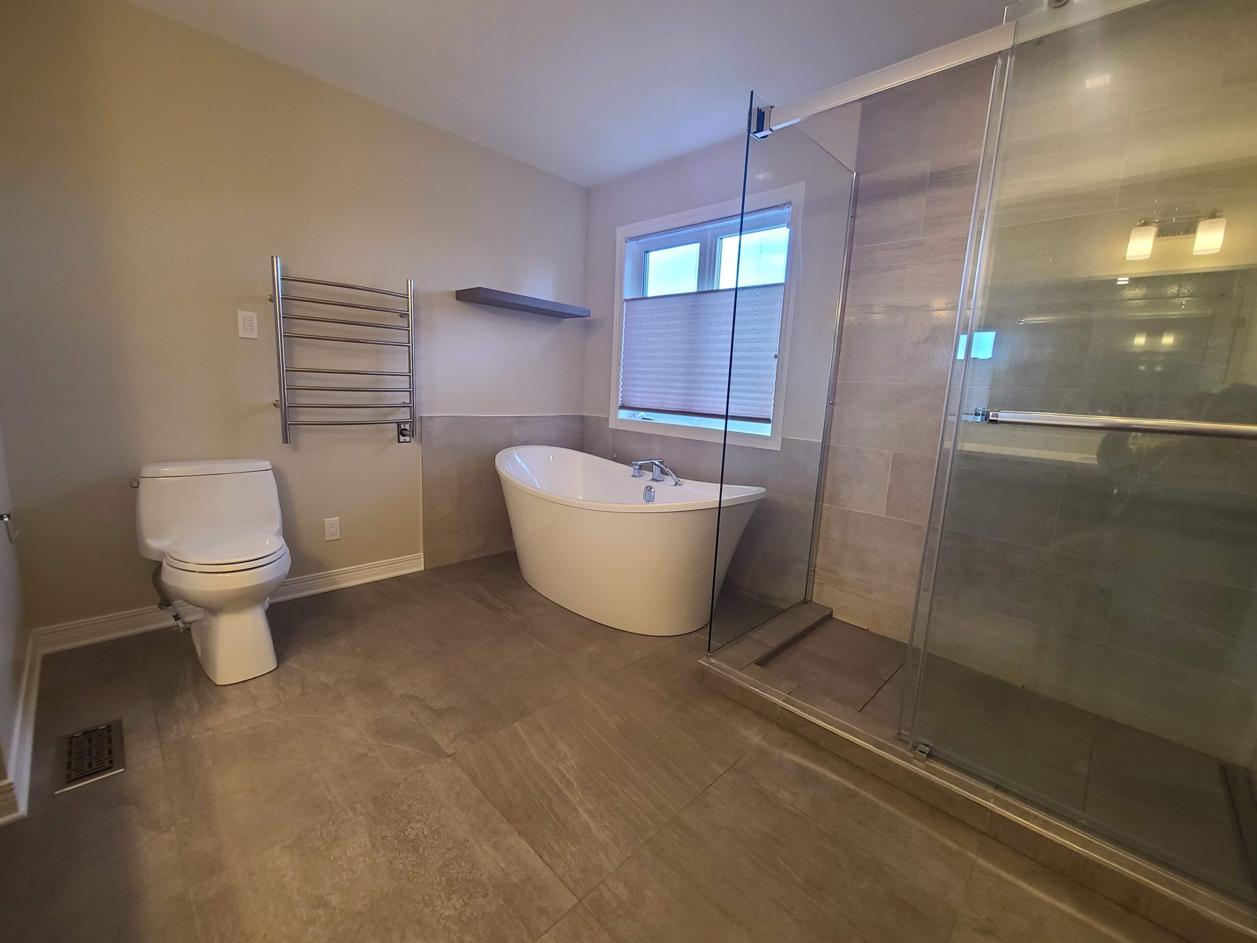 Ensuite Bathroom Renovation Ottawa - Mulder Ave