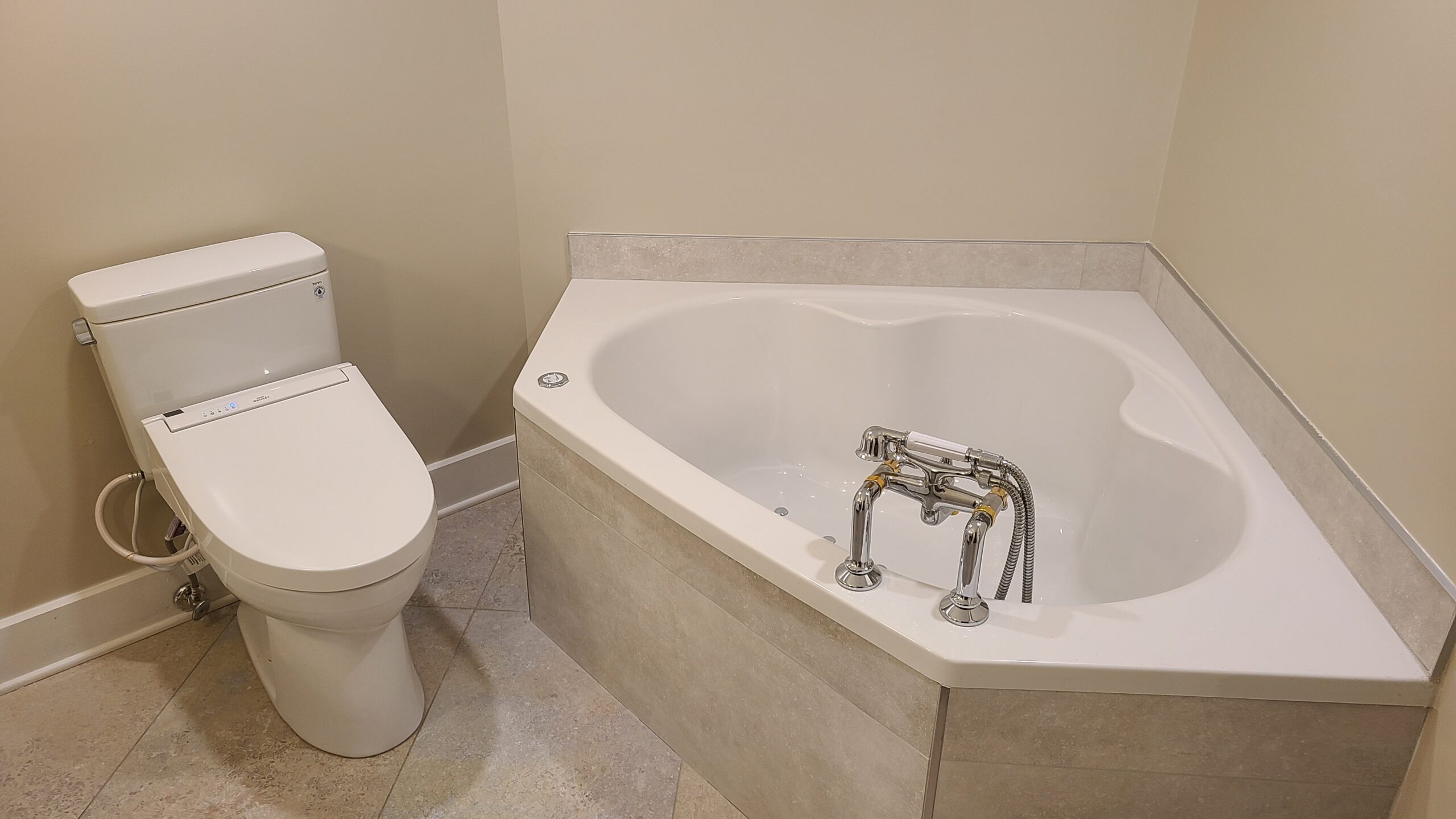 Modern home renovations in Ottawa on Larouche St featuring updated interiors, kitchen renovation, bathroom renovation, and basement renovation with exterior improvements